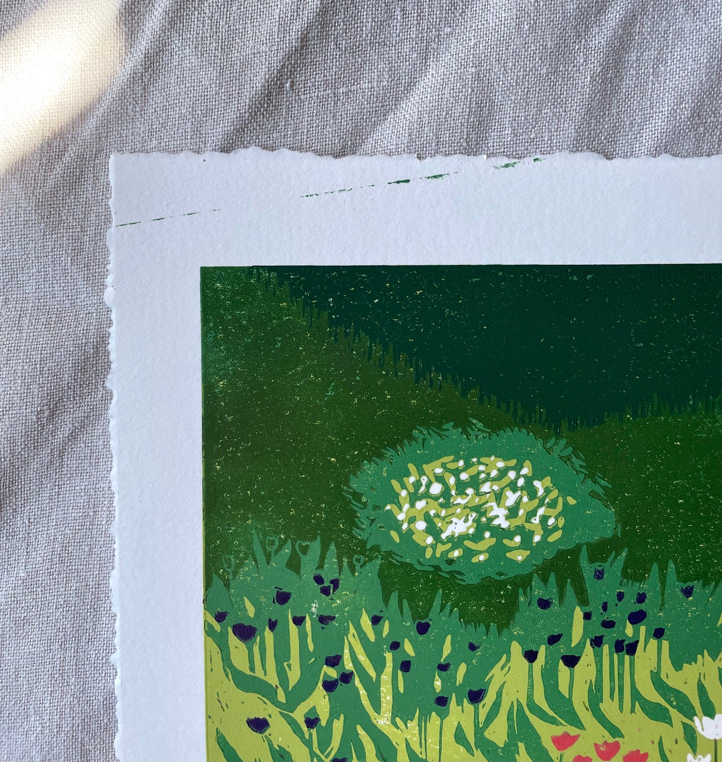 Tulipaner i botanisk hage - Originalt reduksjonstrykk med 5 lag (linosnitt)