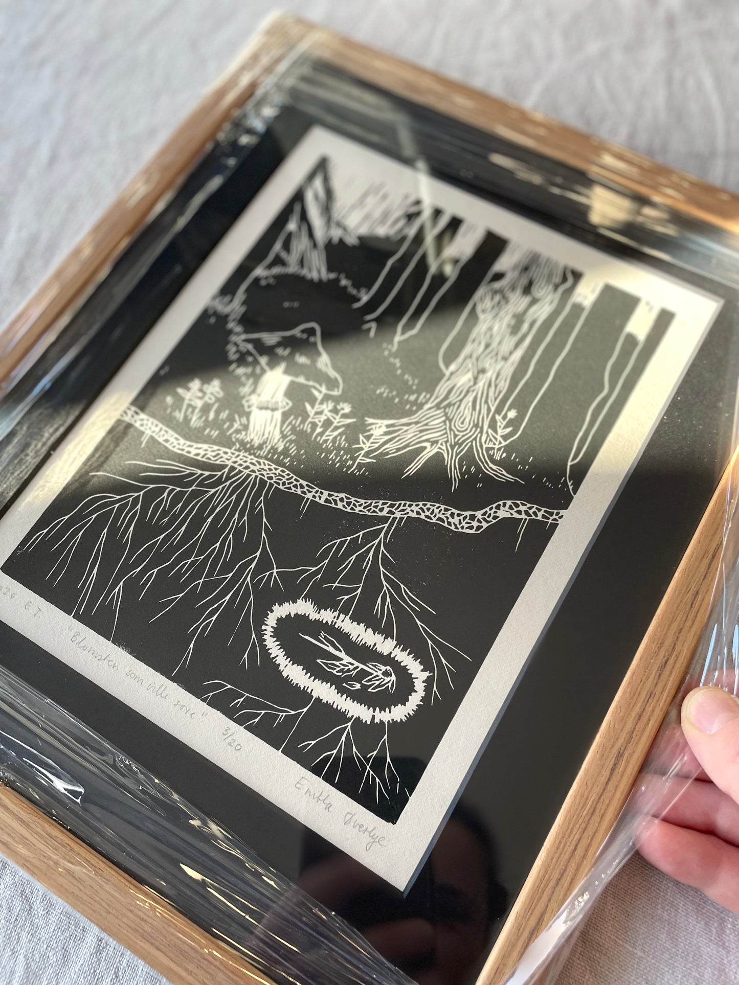 *Innrammet* Blomsten som ville sove - Originalt linosnitt
