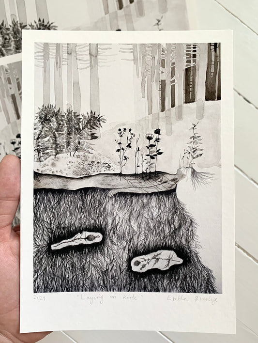 Laying on Roots - Giclée-trykk av original tegning - A4/A3